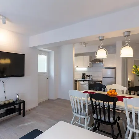 Daire Rea Zaton - Two-bedroom